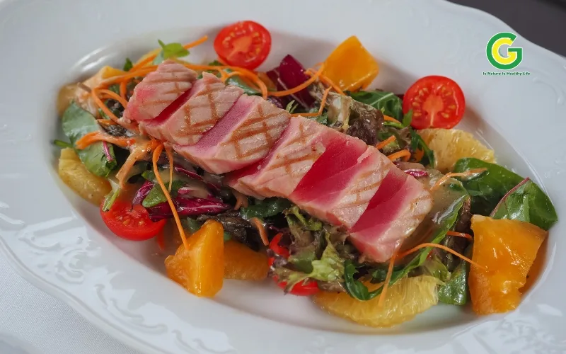 Một số công thức salad cá ngừ theo khẩu vị riêng