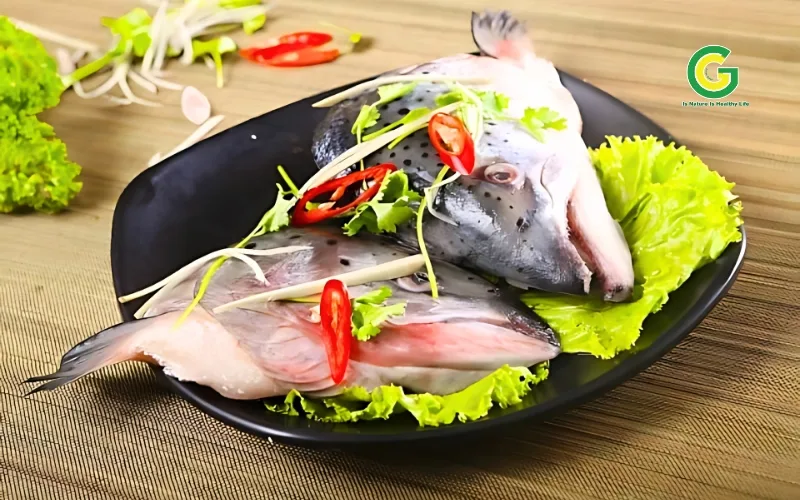 Cách Nấu Canh Chua Cá Hồi Đơn Giản Mà Ngon Chuẩn Vị