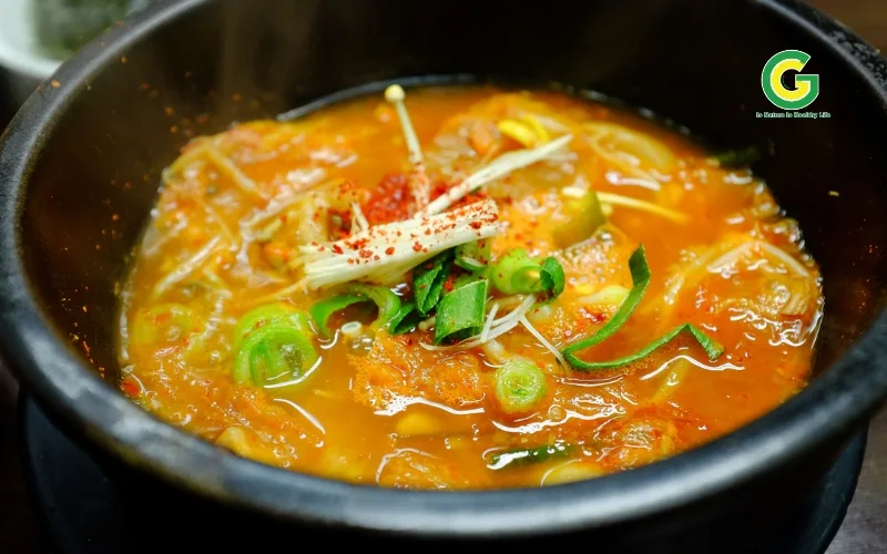 Cách Nấu Canh Kim Chi Ba Chỉ Bò Ngon